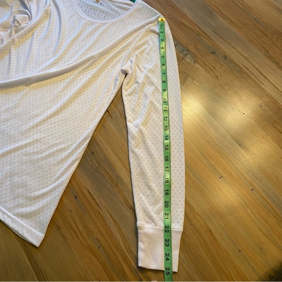 Carhartt Women’s Large long sleeve knit jersey shirt base layer scrub undershirt - Picture 7 of 10